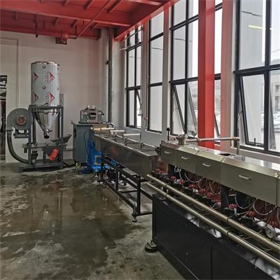 Special machine for color masterbatch